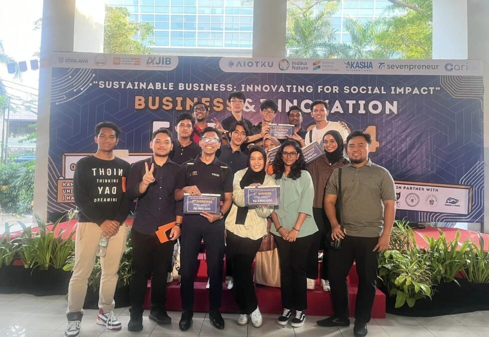 PERTANDINGAN INOVASI PRODUK BERSEMPENA DENGAN ATMA JAYA BUSINESS & INNOVATION EXPO YANG BERLANGSUNG DI ATMA JAYA CATHOLIC UNIVERSITY, JAKARTA, INDONESIA.