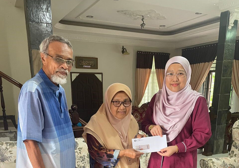 SUMBANGAN KEBAJIKAN TABUNG ENDOWMEN UTMSPACE KEMATIAN PELAJAR