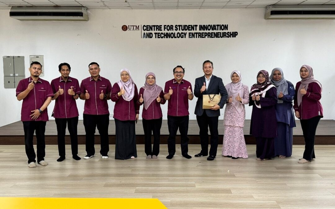 LAWATAN KUNJUNGAN HORMAT SPACE UTM KE PUSAT INOVASI MAHASISWA DAN KEUSAHAWANAN TEKNOLOGI (UTM XCITE)
