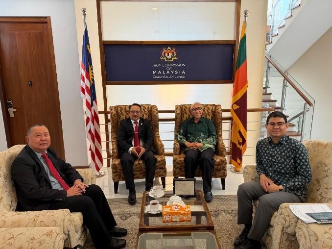 Strengthening UTM’s Global Partnerships in the Maldives : Courtesy Visit to the High Commission of Malaysia in Colombo